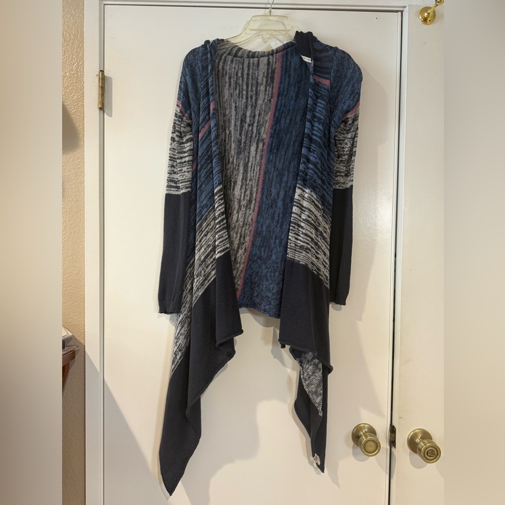 Roxy cardigan with hood